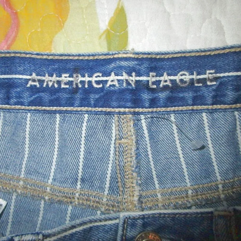 American Eagle Mom Jeans Womens 6 High Rise Denim Blue Striped Retro Festival